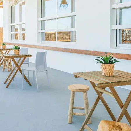 Boutique By Lanzarote Retreats - Private Pool - 1 Min Walk To Sea Pool * Charco del Palo