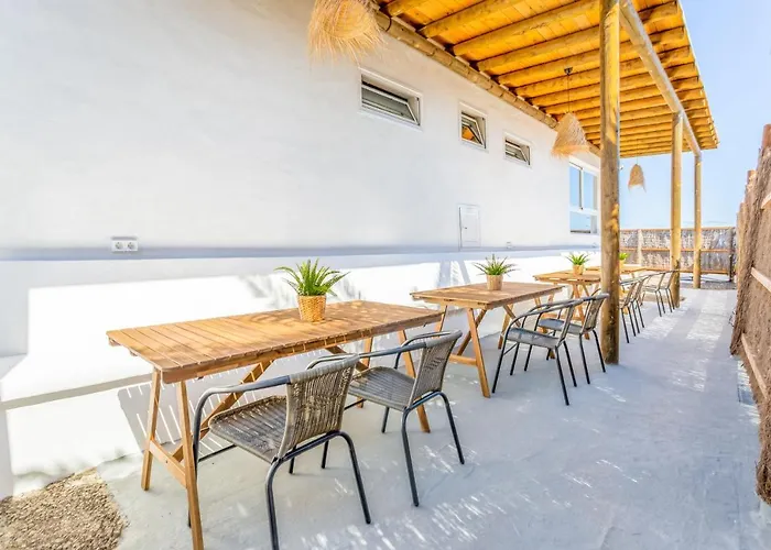 Boutique By Lanzarote Retreats - Private Pool - 1 Min Walk To Sea Pool Villa *