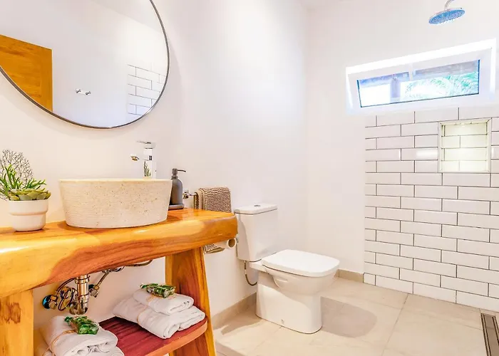 Villa Boutique By Lanzarote Retreats - Private Pool - 1 Min Walk To Sea Pool