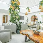 Boutique By Lanzarote Retreats - Private Pool - 1 Min Walk To Sea Pool Вилла *
