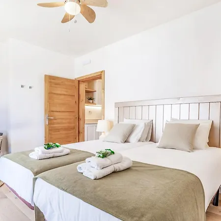 Boutique By Lanzarote Retreats - Private Pool - 1 Min Walk To Sea Pool Βίλα *