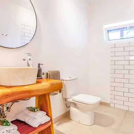 Βίλα Boutique By Lanzarote Retreats - Private Pool - 1 Min Walk To Sea Pool