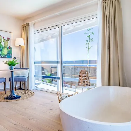 Βίλα Boutique By Lanzarote Retreats - Private Pool - 1 Min Walk To Sea Pool