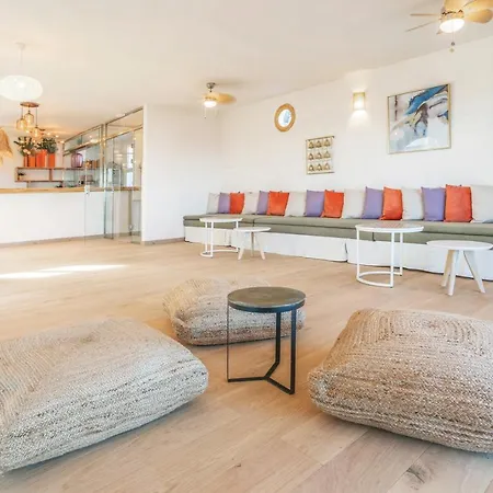 Boutique By Lanzarote Retreats - Private Pool - 1 Min Walk To Sea Pool * Charco del Palo