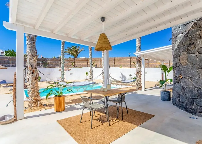 Boutique By Lanzarote Retreats - Private Pool - 1 Min Walk To Sea Pool * Чарко-дель-Пало