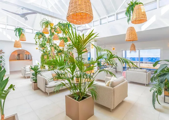 Вилла Boutique By Lanzarote Retreats - Private Pool - 1 Min Walk To Sea Pool *