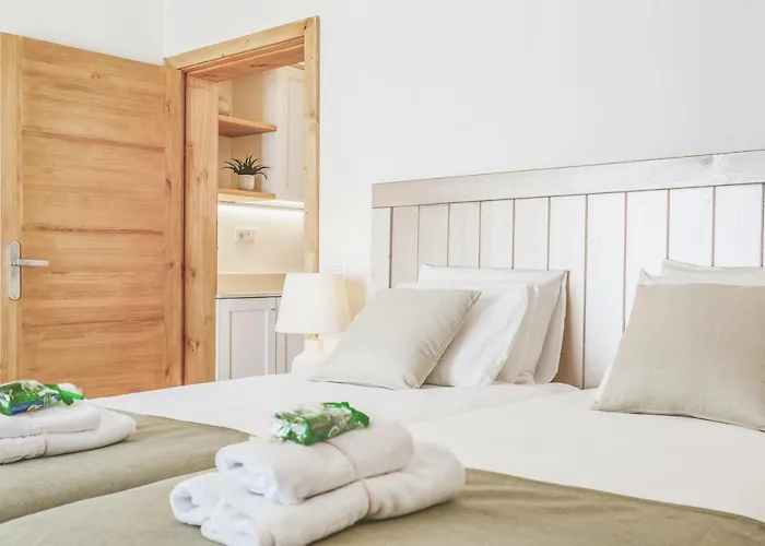 Boutique By Lanzarote Retreats - Private Pool - 1 Min Walk To Sea Pool Вилла Чарко-дель-Пало