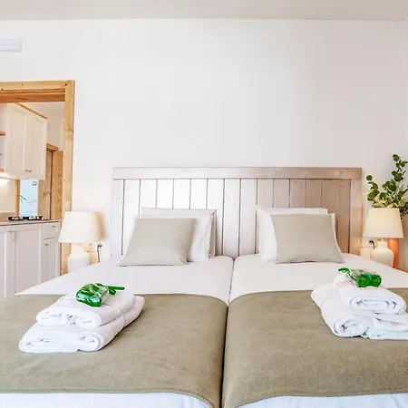 Boutique By Lanzarote Retreats - Private Pool - 1 Min Walk To Sea Pool * 차르코 델 팔로