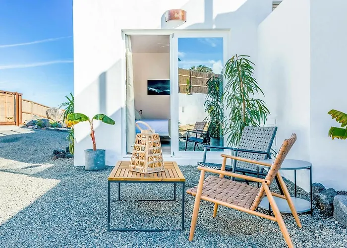 Boutique By Lanzarote Retreats - Private Pool - 1 Min Walk To Sea Pool Charco del Palo